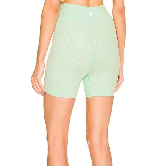 NWT Free People Free Throw Short - Picture 2 of 2